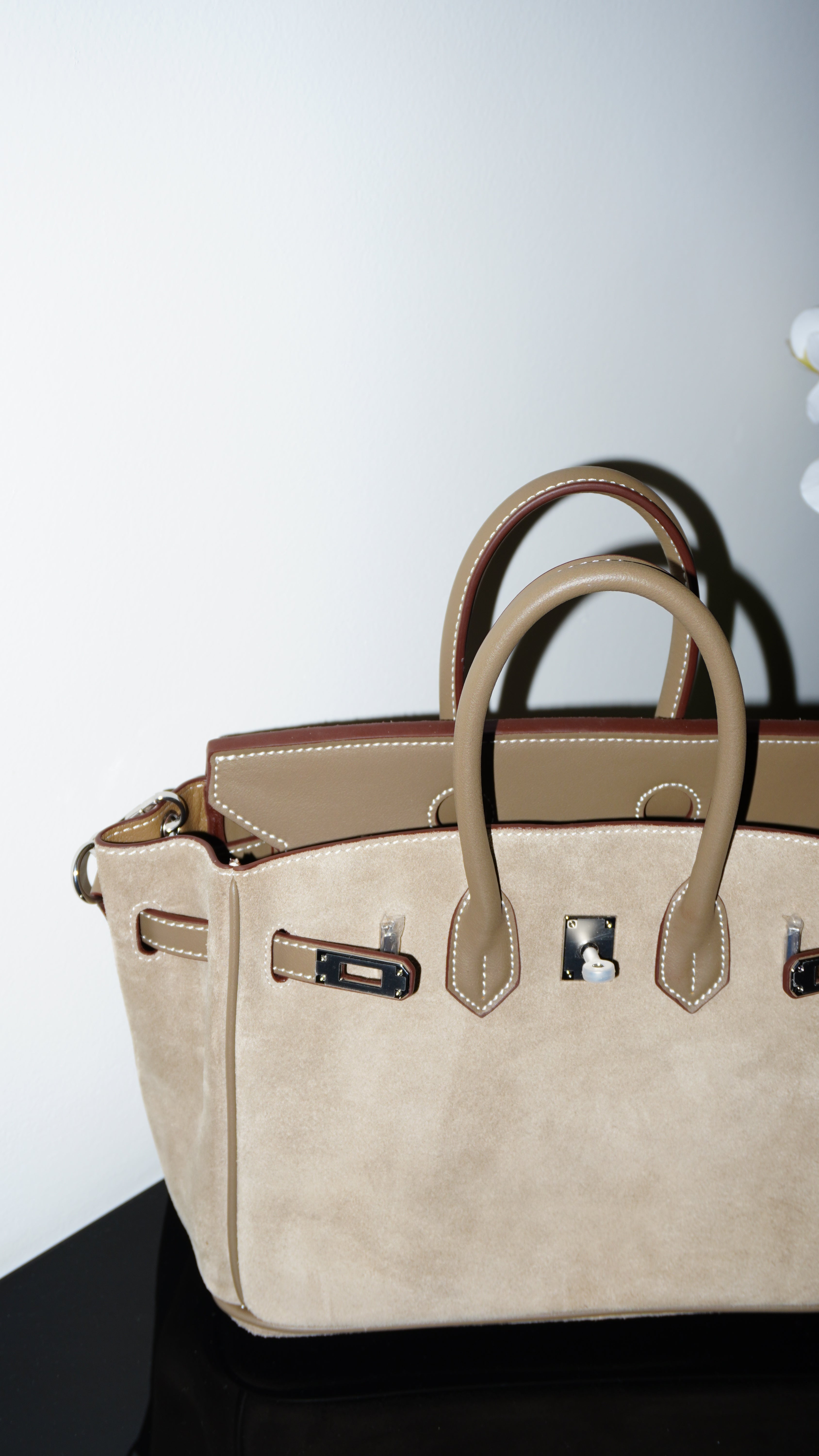 Mini B 25 suede PRÉCOMMANDES